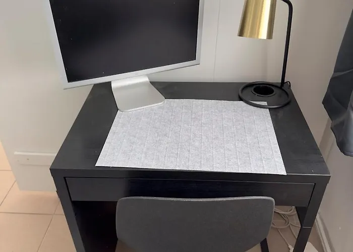 公寓 Spacious 70sqm Sleeps 6 Free Parking