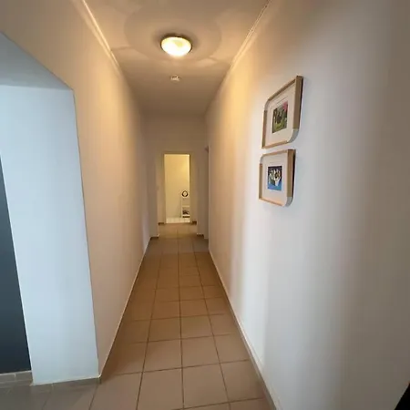 Spacious 70sqm Sleeps 6 Free Parking Apartamento