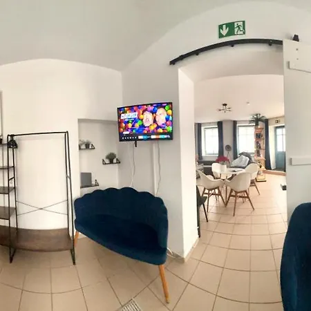 Apartamento Spacious 70sqm Sleeps 6 Free Parking