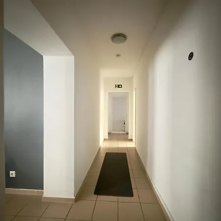 Spacious 70sqm Sleeps 6 Free Parking *