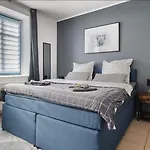 Spacious 70sqm Sleeps 6 Free Parking Appartement