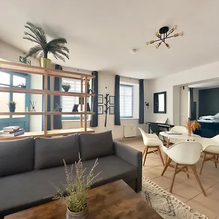 Spacious 70sqm Sleeps 6 Free Parking Apartamento Berlim