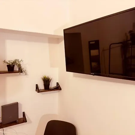 Loft With Gym - Kitchen / Wifi / Free Parking Apartamento