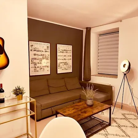 Apartment Spacious 70sqm Sleeps 6 Free Parking Berlin