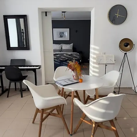 Loft With Gym - Kitchen / Wifi / Free Parking Apartamento Berlim